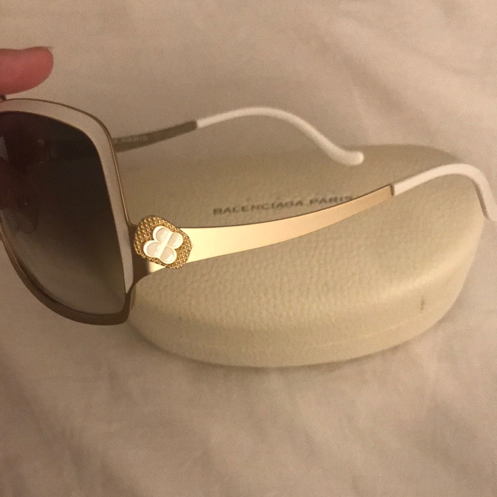 Balenciaga sunglasses - Picture 2 of 3